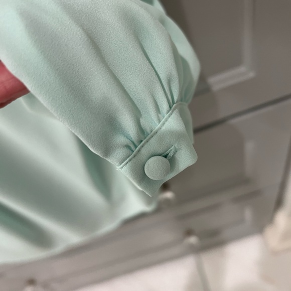 JCrew Long Sleeve Drapey Scalloped Top in Classic Mint - Picture 5 of 5